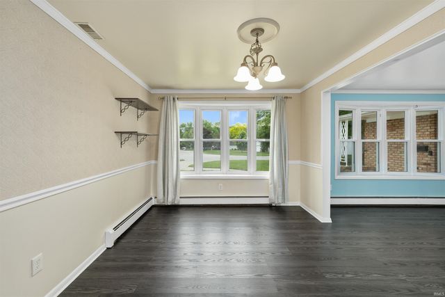 110 Navarre Court, Auburn, IN 46706