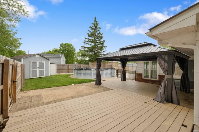 110 Navarre Court, Auburn, IN 46706