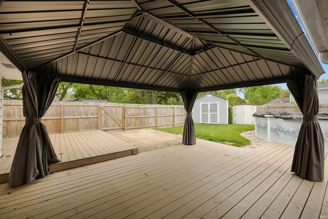 110 Navarre Court, Auburn, IN 46706