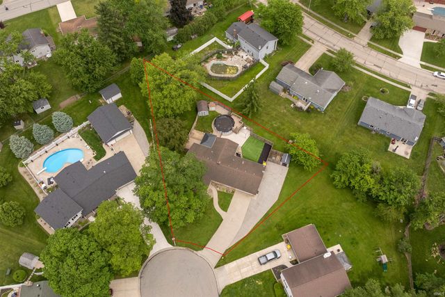 110 Navarre Court, Auburn, IN 46706