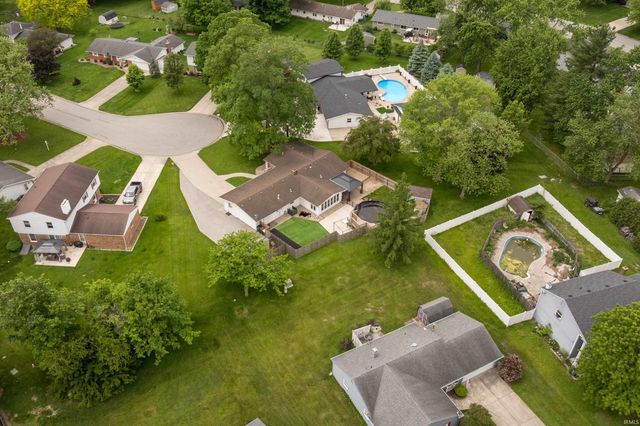 110 Navarre Court, Auburn, IN 46706