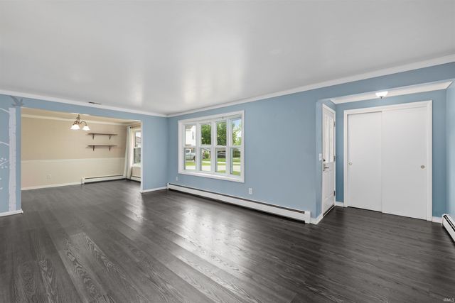 110 Navarre Court, Auburn, IN 46706