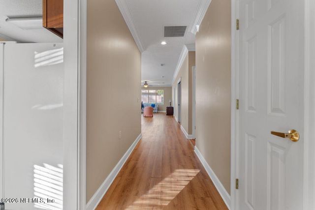 4557 MIDDLETON PARK Circle W, Jacksonville, FL 32224