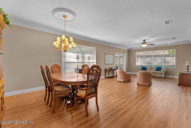 4557 MIDDLETON PARK Circle W, Jacksonville, FL 32224