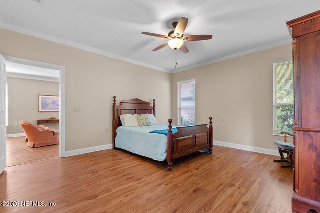 4557 MIDDLETON PARK Circle W, Jacksonville, FL 32224