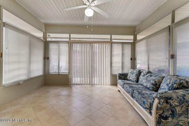 4557 MIDDLETON PARK Circle W, Jacksonville, FL 32224