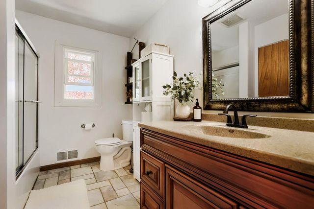 461 Mystic Street, Saint Paul, MN 55119