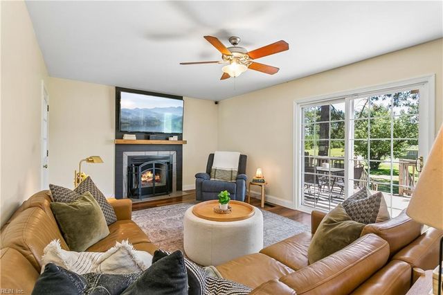 2357 Jenkins Neck RD, Hayes, VA 23072