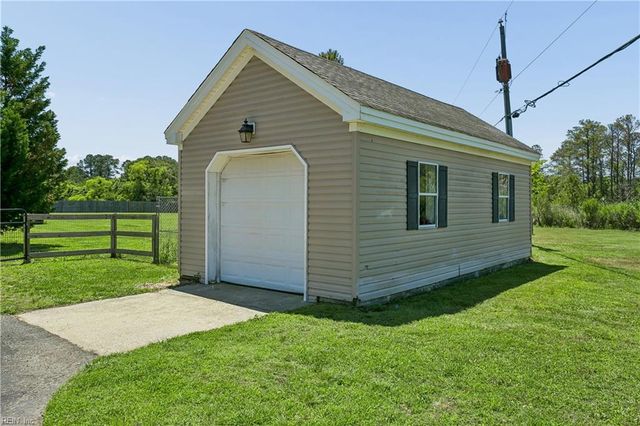 2357 Jenkins Neck RD, Hayes, VA 23072