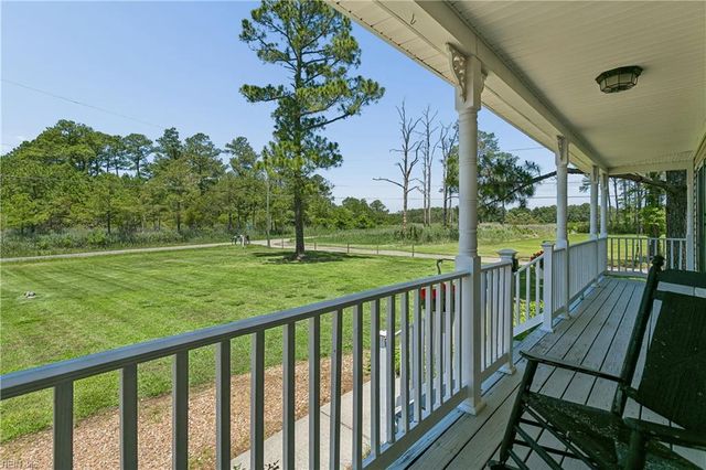 2357 Jenkins Neck RD, Hayes, VA 23072