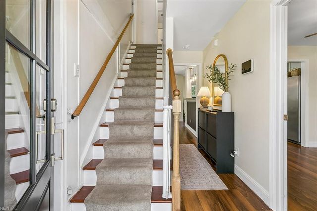 2357 Jenkins Neck RD, Hayes, VA 23072