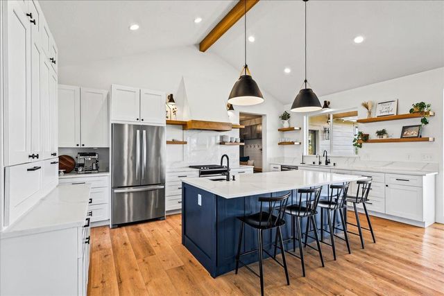 5284 S Falcon Point Ct, Spokane, WA 99224