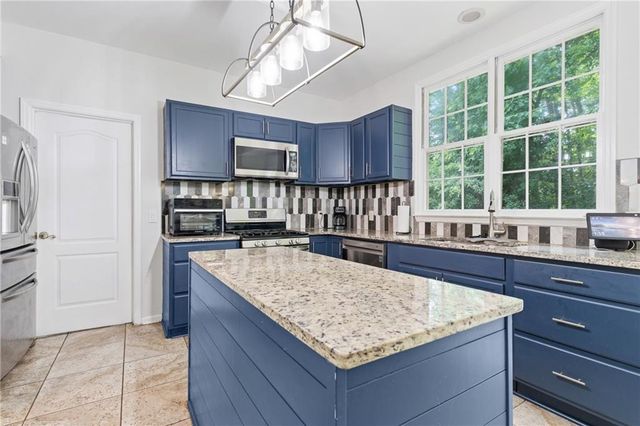 3043 Milford SW, Marietta, GA 30008
