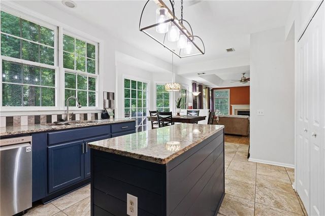 3043 Milford SW, Marietta, GA 30008