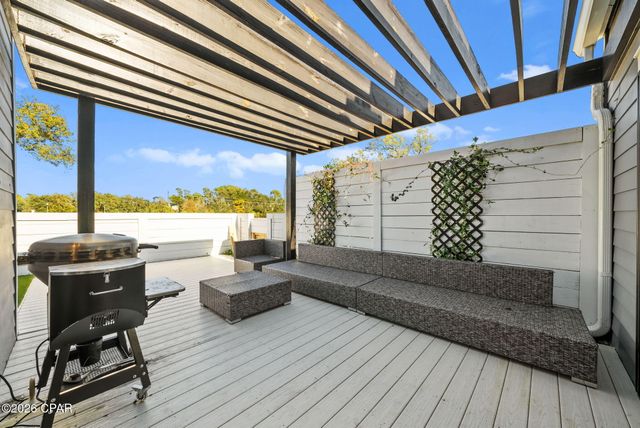 910 Sea Robin Lane, Panama City Beach, FL 32408