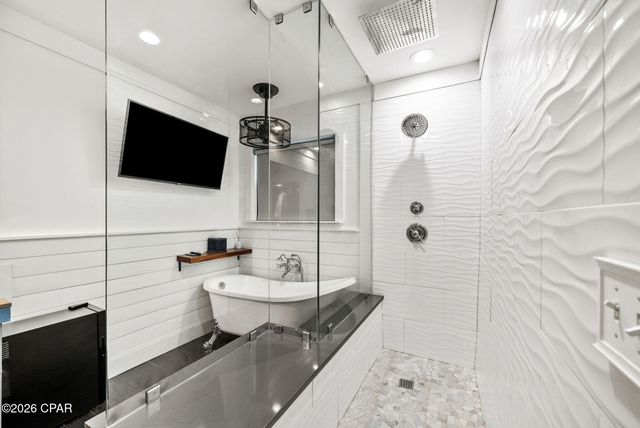 910 Sea Robin Lane, Panama City Beach, FL 32408