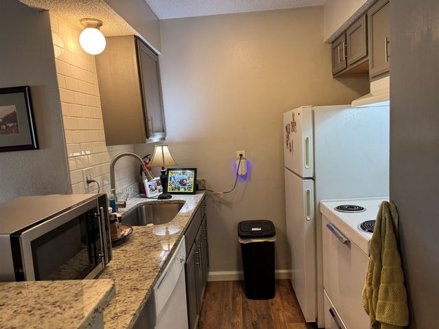 6724 Quail Hollow Ct Apt 3, Memphis, TN 38120