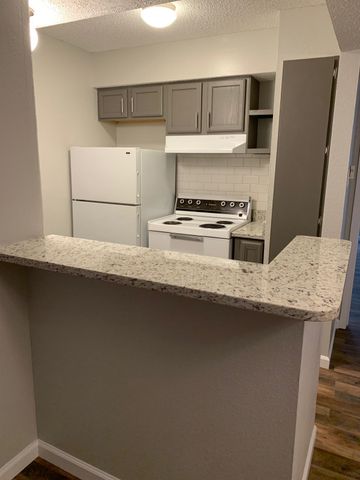 6724 Quail Hollow Ct Apt 3, Memphis, TN 38120