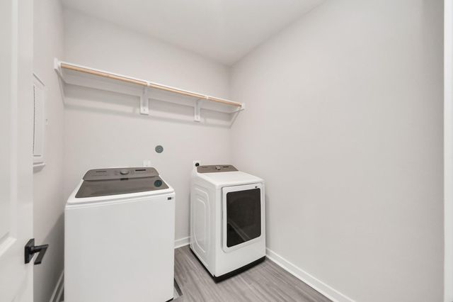 7711 Longmire Road 102, Conroe, TX 77304