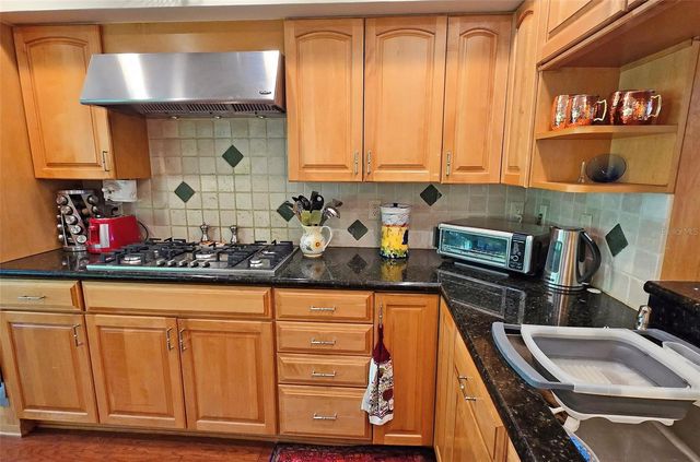 1335 LANDINGS DRIVE 9, Sarasota, FL 34231