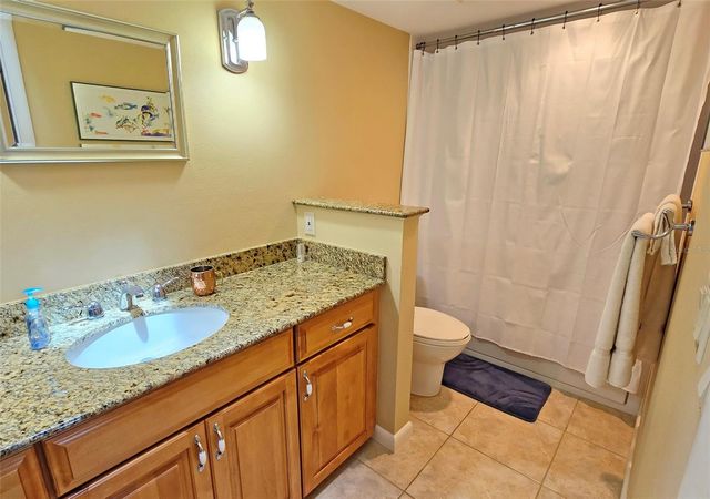 1335 LANDINGS DRIVE 9, Sarasota, FL 34231