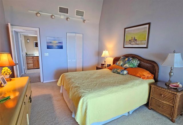 1335 LANDINGS DRIVE 9, Sarasota, FL 34231