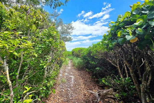 1335 LANDINGS DRIVE 9, Sarasota, FL 34231