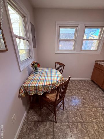 1449 Jewell Street, Ferndale, MI 48220