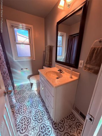 1449 Jewell Street, Ferndale, MI 48220