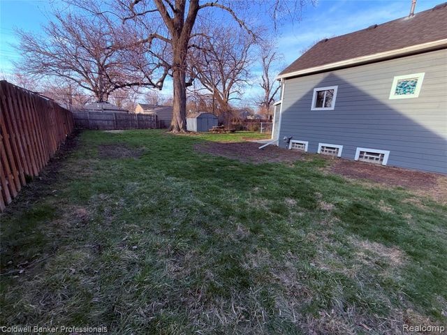 1449 Jewell Street, Ferndale, MI 48220