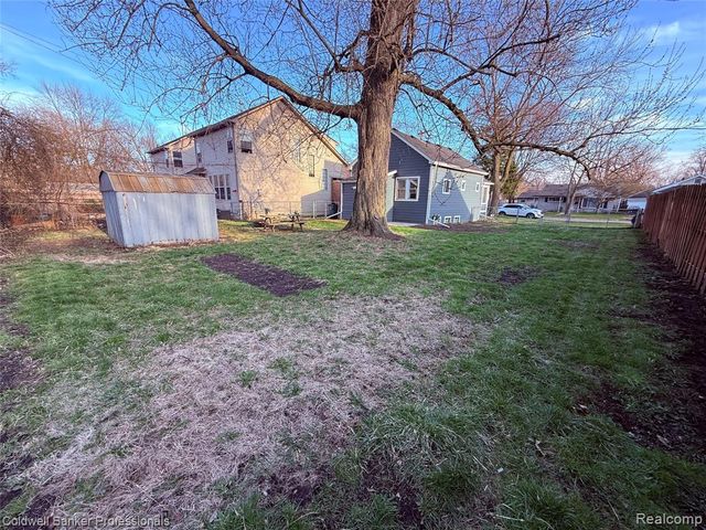 1449 Jewell Street, Ferndale, MI 48220