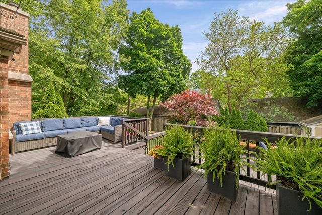 1258 Scott Avenue, Winnetka, IL 60093