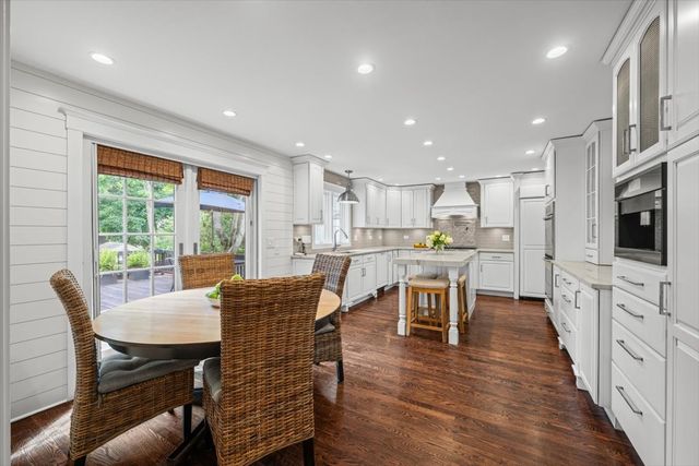 1258 Scott Avenue, Winnetka, IL 60093