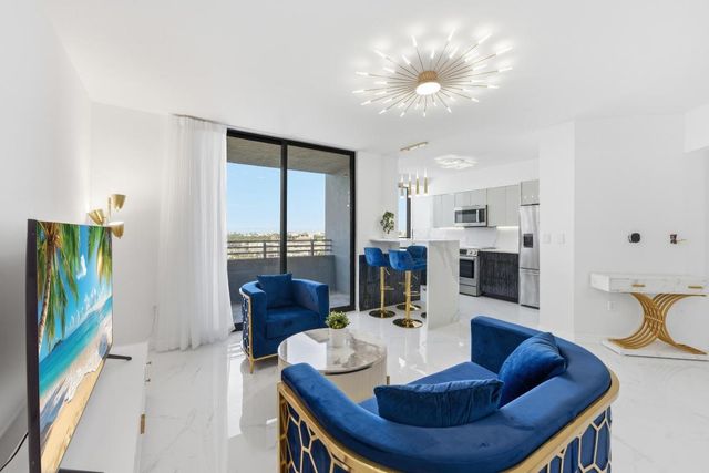 1330 West Avenue 1711, Miami Beach, FL 33139