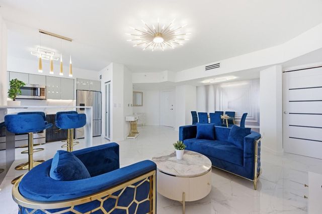 1330 West Avenue 1711, Miami Beach, FL 33139