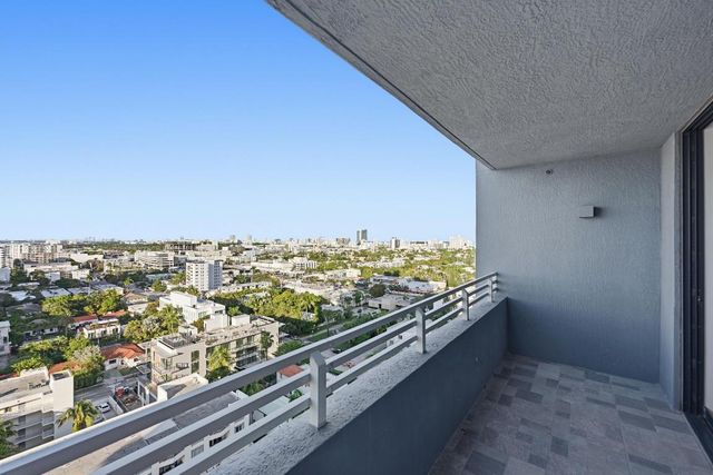 1330 West Avenue 1711, Miami Beach, FL 33139