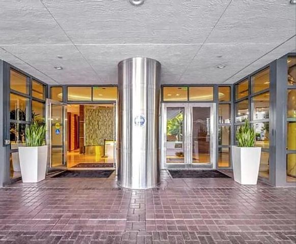 1330 West Avenue 1711, Miami Beach, FL 33139