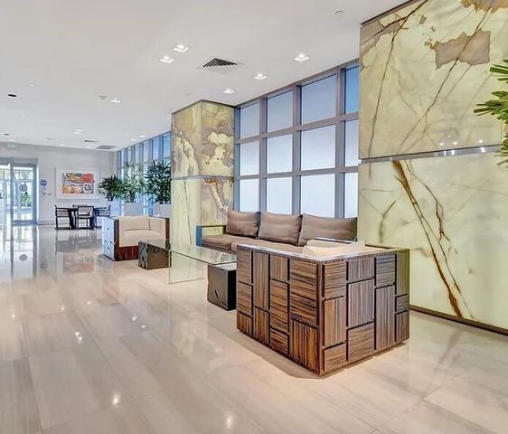 1330 West Avenue 1711, Miami Beach, FL 33139