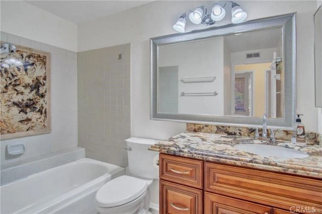 2571 Plaza Del Amo 107, Torrance, CA 90503