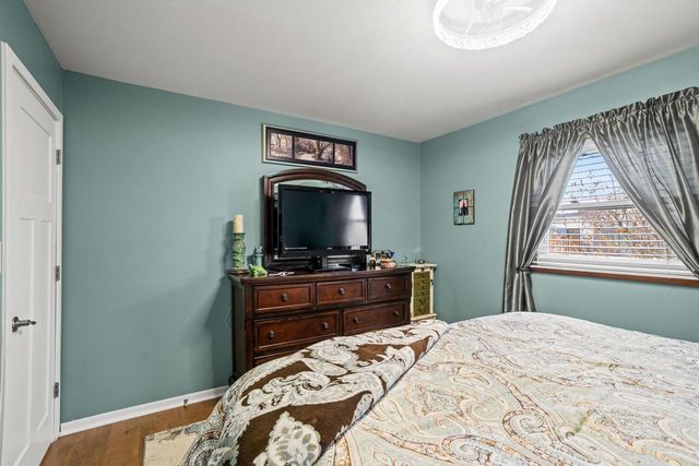 6108 51st AVENUE, Kenosha, WI 53142