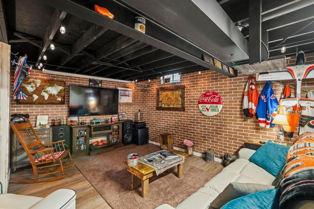 6108 51st AVENUE, Kenosha, WI 53142