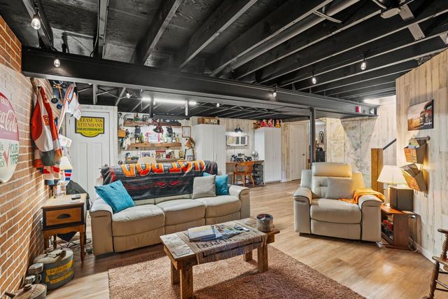 6108 51st AVENUE, Kenosha, WI 53142