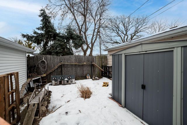 6108 51st AVENUE, Kenosha, WI 53142