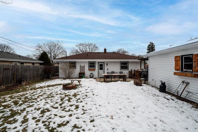 6108 51st AVENUE, Kenosha, WI 53142