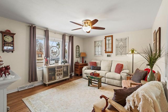 6108 51st AVENUE, Kenosha, WI 53142