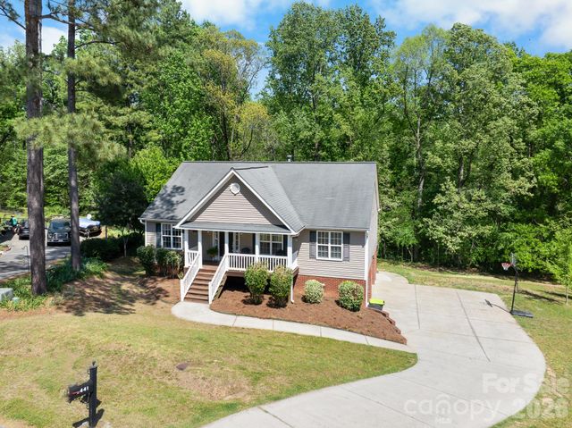 441 Carriage Lane, Linwood, NC 27299