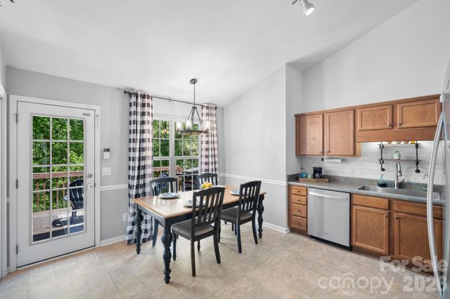 441 Carriage Lane, Linwood, NC 27299