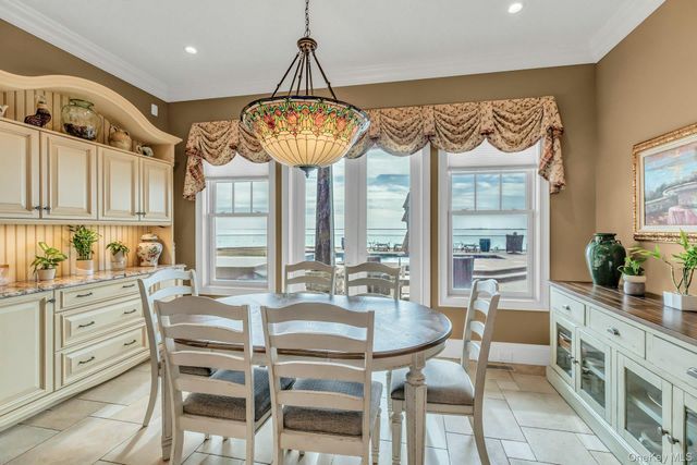 4 Shoal Drive, West Islip, NY 11795