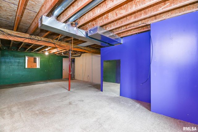 118 S LOCUST Street, Williamsfield, IL 61489