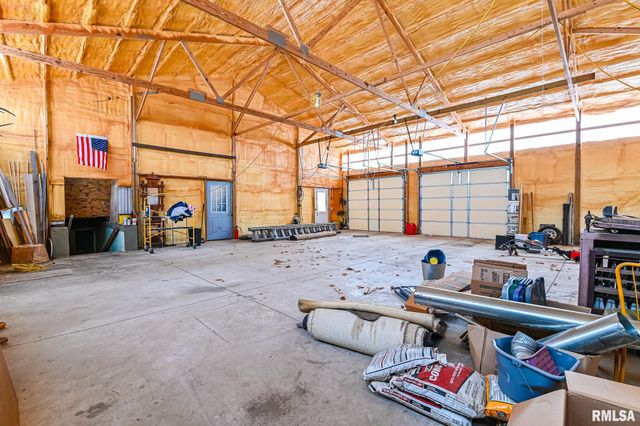 118 S LOCUST Street, Williamsfield, IL 61489